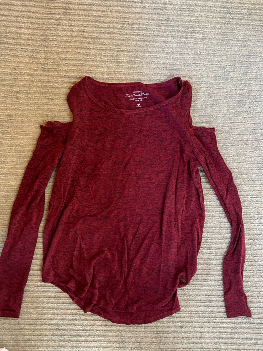 Hollister Must Have Collection Cold Shoulder Long Sleeve
